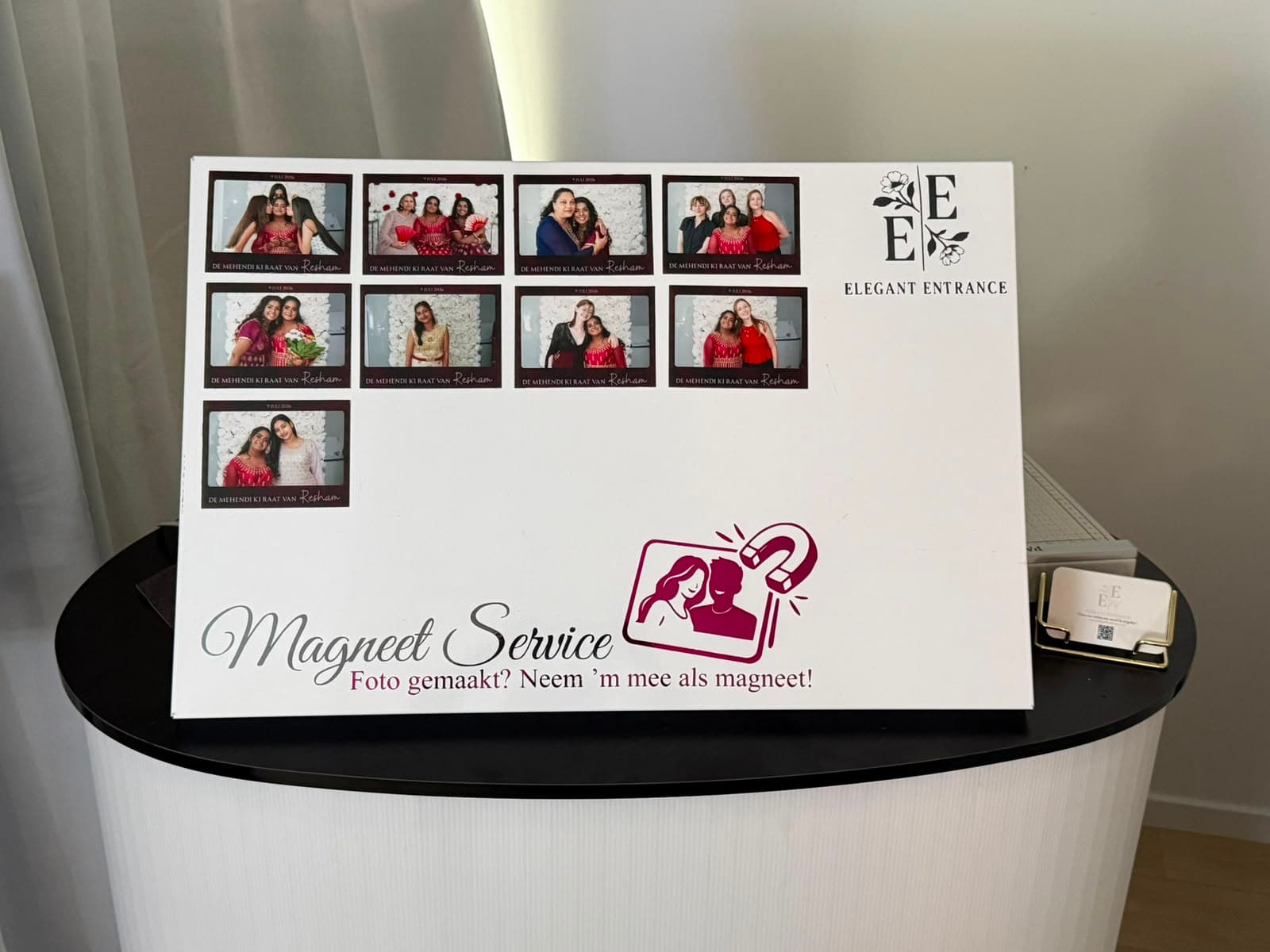 Magneetbord met persoonlijke fotomagneten van Elegant Entrance